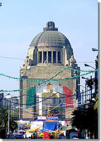 Monumento de la Revolución in Mexiko-Stadt
